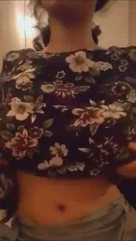Some boobs.. : video clip
