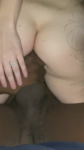 Juicy ass, tight pussy and a ring on my finger….triple threat : video clip