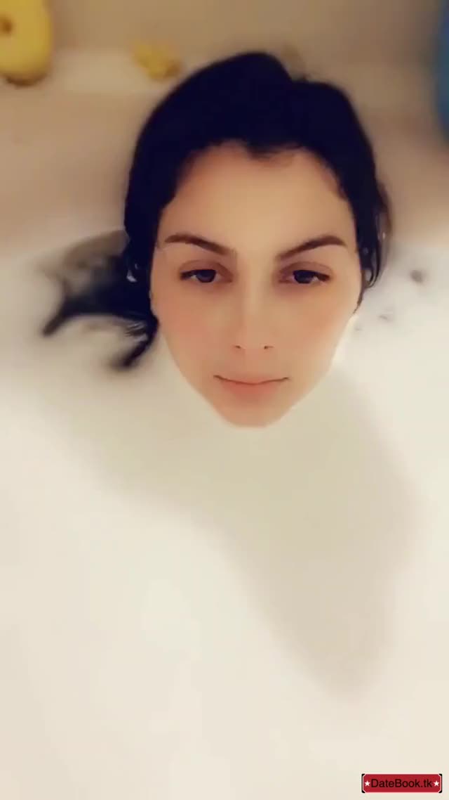 Anyone know the sauce? Not sure but might be Valentina Nappi. : video clip