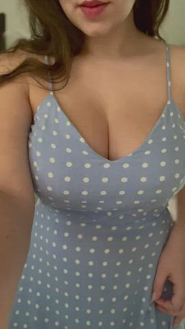 are my massive boobs perkier than you thought? : video clip