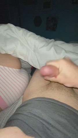 Cumshot for her pink striped panties : video clip