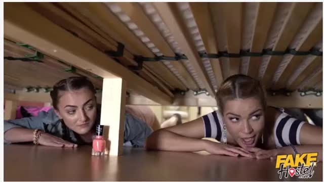 Fakehostel - Cherry Kiss, Katy Rose Stuck Under A Bed : video clip