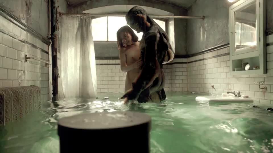 Sally Hawkins — The Shape of Water (2017) : video clip