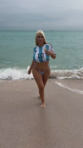 World Cup Babe : video clip