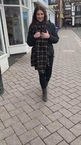 I’m (f) just brightening up the town centre! : video clip