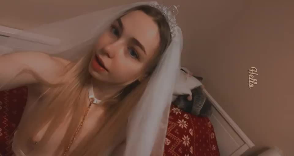 do guys actually enjoy my body type here ! : video clip