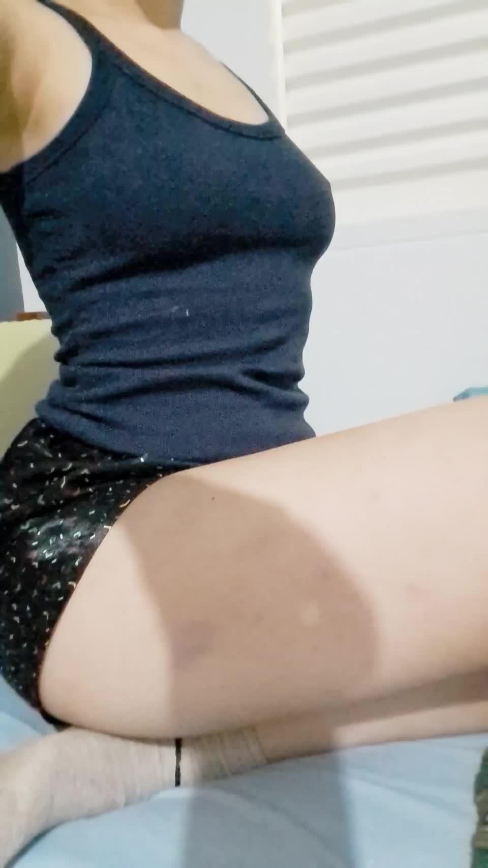 Quick! check out my tiddies! : video clip