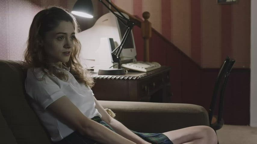 Natalia dyer is one of the best stranger things chick : video clip