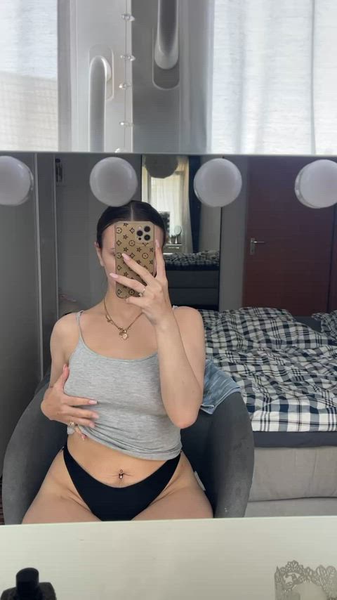 My boobs were eager to get out of that top : video clip