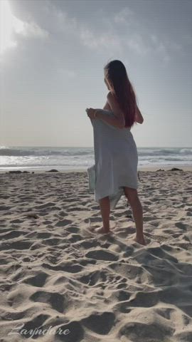 If you were at the beach with me here, would you join me by showing your dick? 🤔 [GIF] : video clip