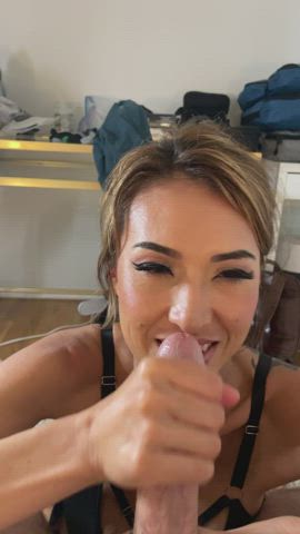 I jerk him off all over my face and then shove his cock down my throat 😈 : video clip