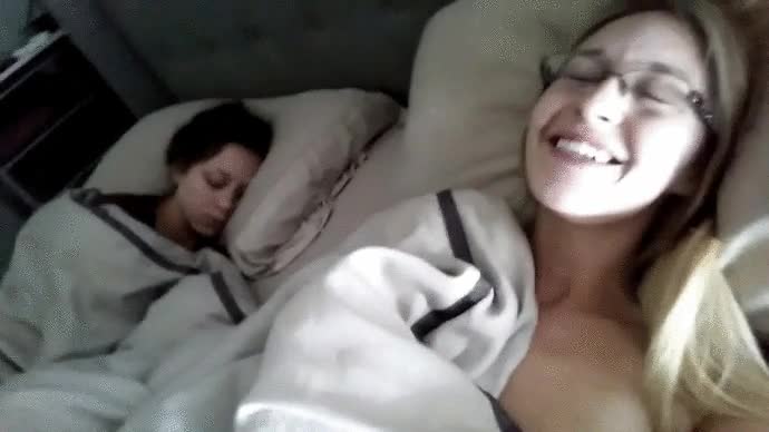Ginger Banks Cumming Next To Sleeping Sister : video clip