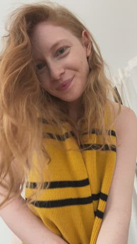 A busty Hufflepuff appears! : video clip
