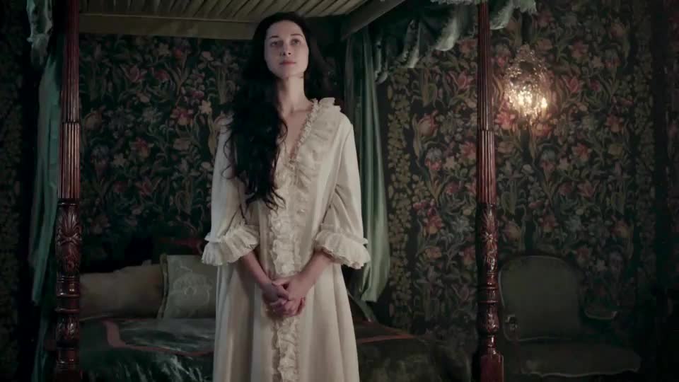 Birthday Babe: Hannah James in Outlander [S3E4-2017] : video clip