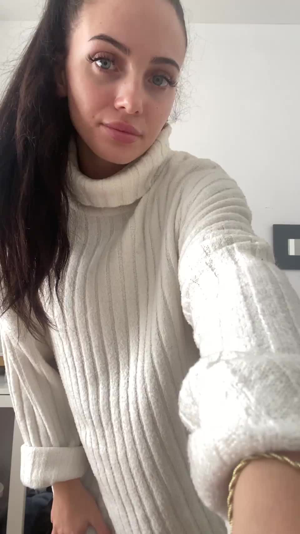 i´d rather stay natural than having fake big tits… : video clip