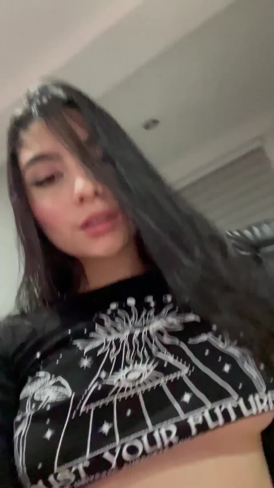 I hope I can make you stop and stare at me playing! : video clip