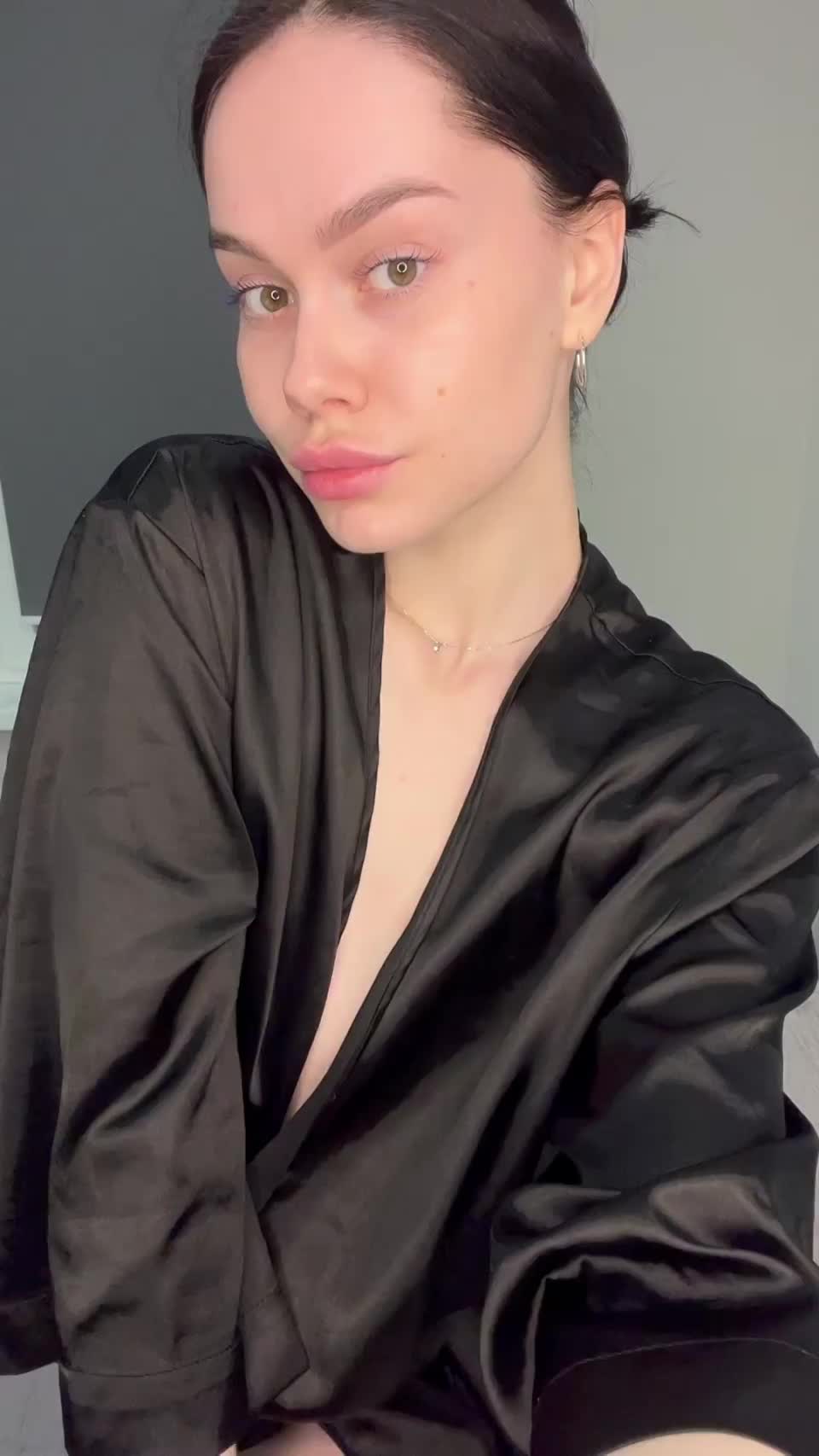 I get very excited when I think about sex : video clip