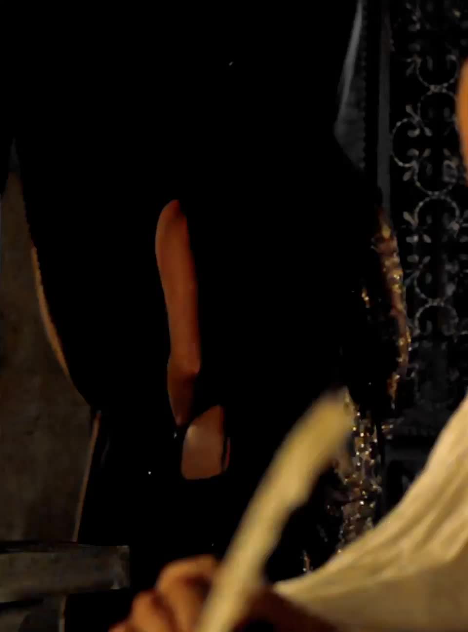 Lara Pulver - so tight plot in Da Vinci's Demons (2013) : video clip