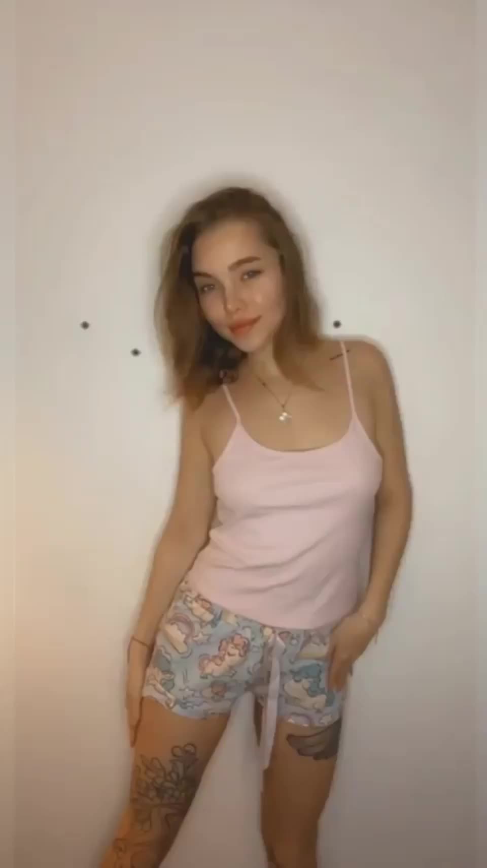 I hope I am not too petite for you so you'd fuck me. I'm only 4'6 : video clip