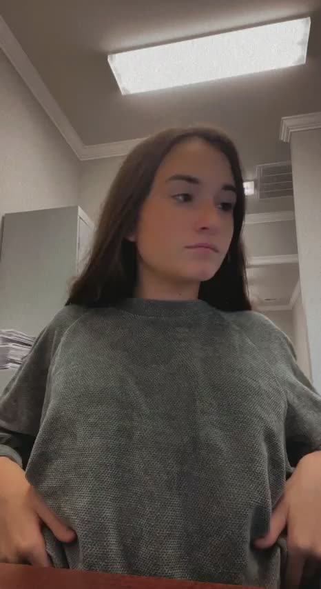 Can I hide under your desk and give you a bj during your meeting? : video clip