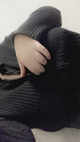 Love how my huge milkers pop out of my zipper, goon and cum for them 🥰 : video clip