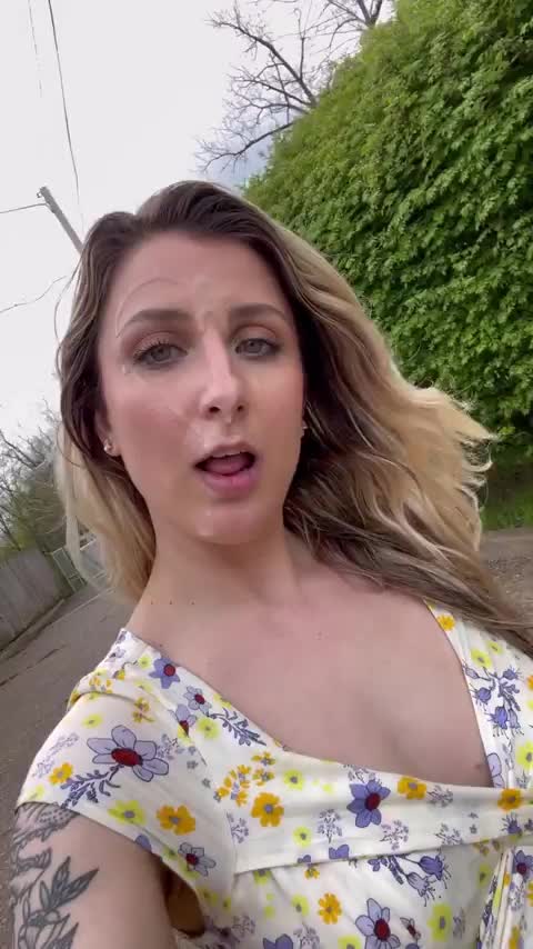 Going for a walk covered in cum : video clip