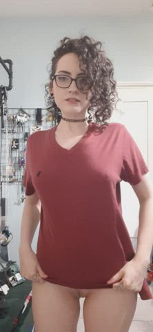 I hope you guys appreciate smaller boobs too 🙈 : video clip