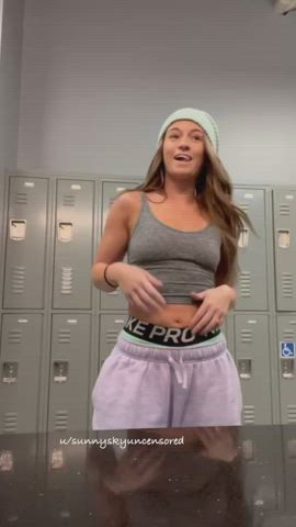 A sneak peek into the girls locker room [GIF] : video clip