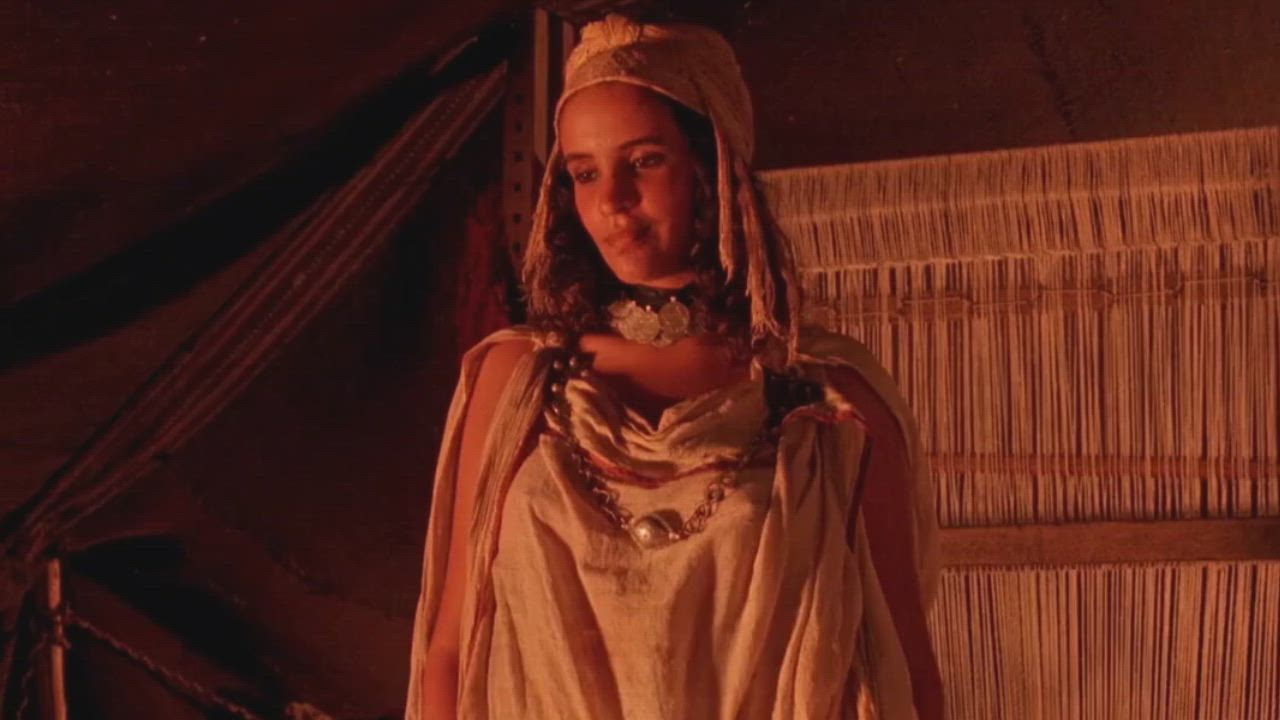 Amina Annabi in "The Sheltering Sky" (1990) : video clip