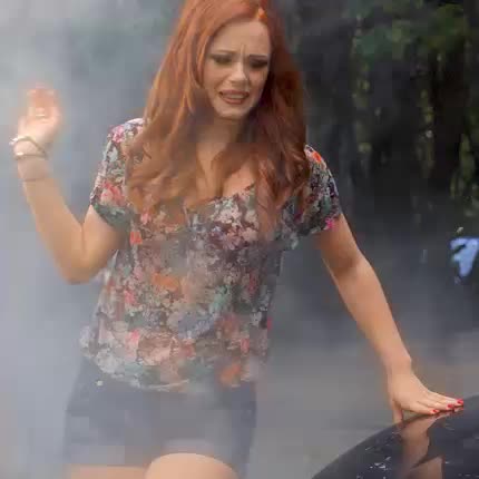 Redhead With Big Ass Get Her Ass Fucked OUTDOOR : video clip