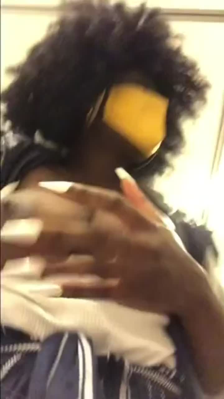 meet me for a quickie? : video clip
