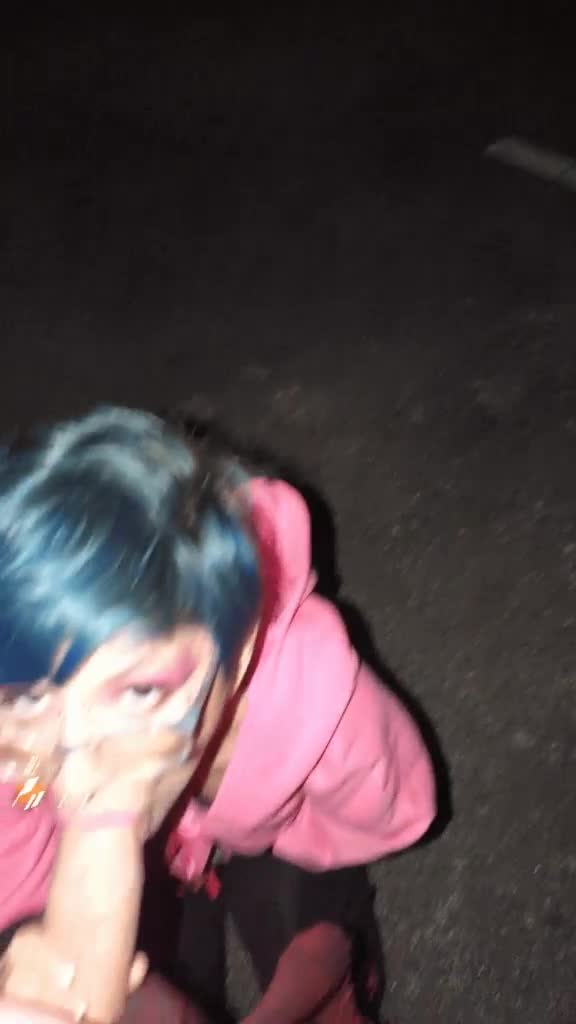 Public parking lot blowjob after leaving the club [OC] : video clip