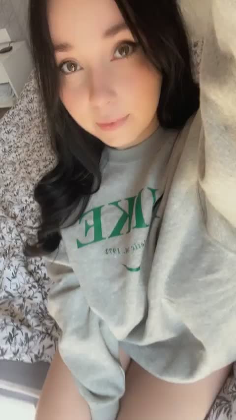 In case you haven’t seen any curvy cutie today! : video clip