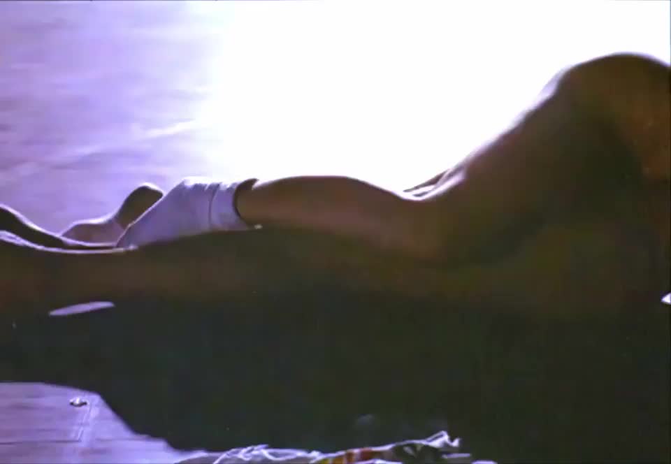 Carla Camurati (from brazilian film Onda Nova - 1983) : video clip