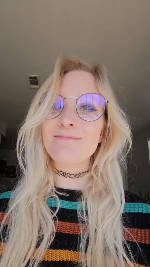 Fuck me if I'm wrong, but you'd fuck me right? ;) : video clip