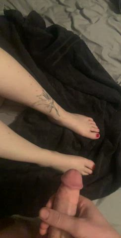 Who would like to see more? New to foot content : video clip
