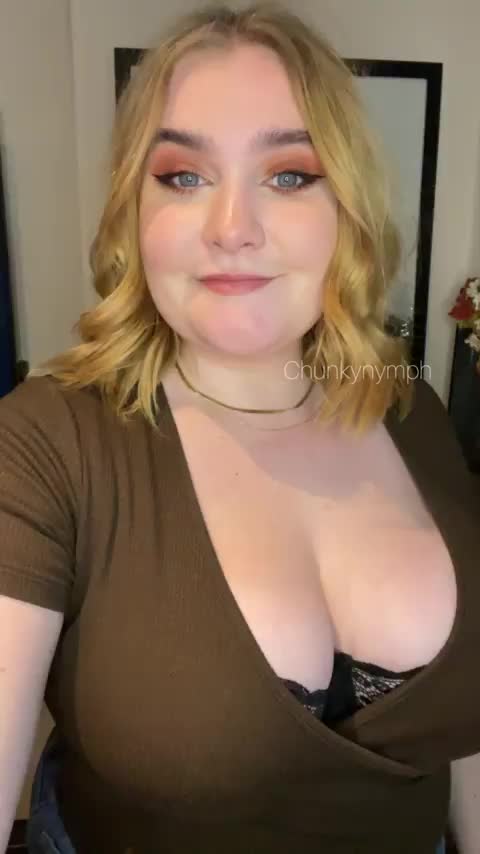 Hopefully chubby pale girls are loved here : video clip