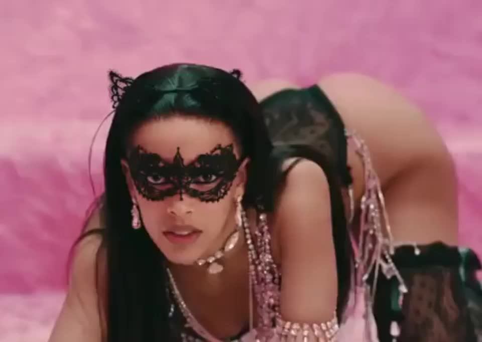 Doja Cat is so sexy : video clip