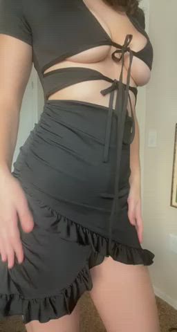 No matter how much is shown I still refuse to wear bras 😆 (F20) : video clip