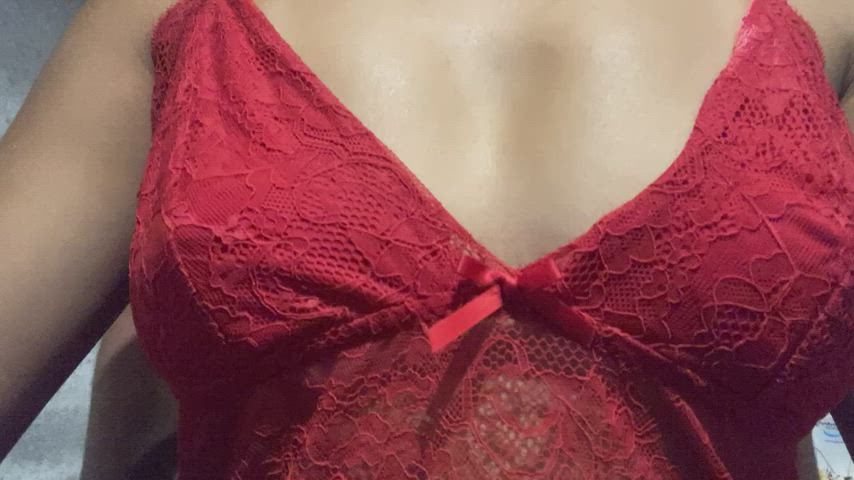 Looking for volunteers to play with my Natural Asian boobies! : video clip