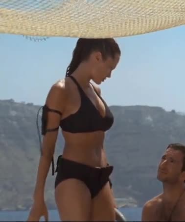 Peak Angelina Jolie : video clip