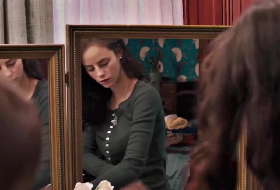Birthday Girl: Kaya Scodelario in The Truth About Emanuel (2013) : video clip