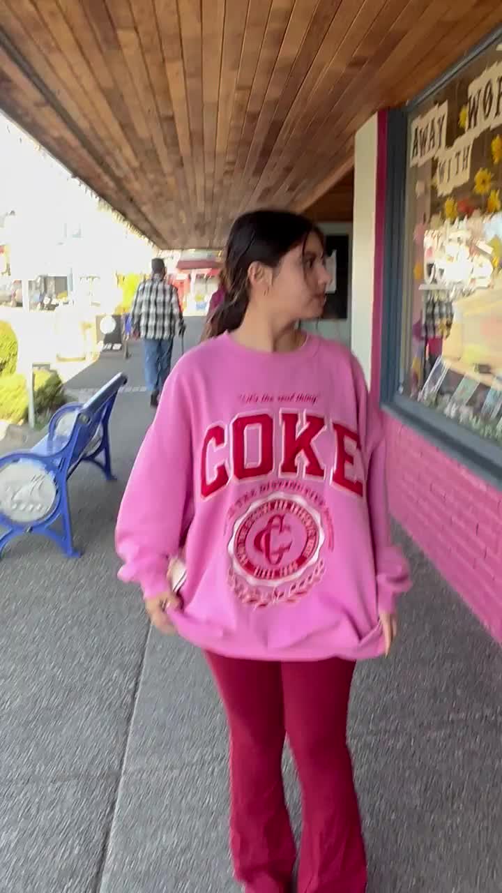Public titty flash downtown : video clip