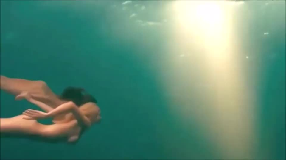 Kelly Brook and Riley Steele : video clip