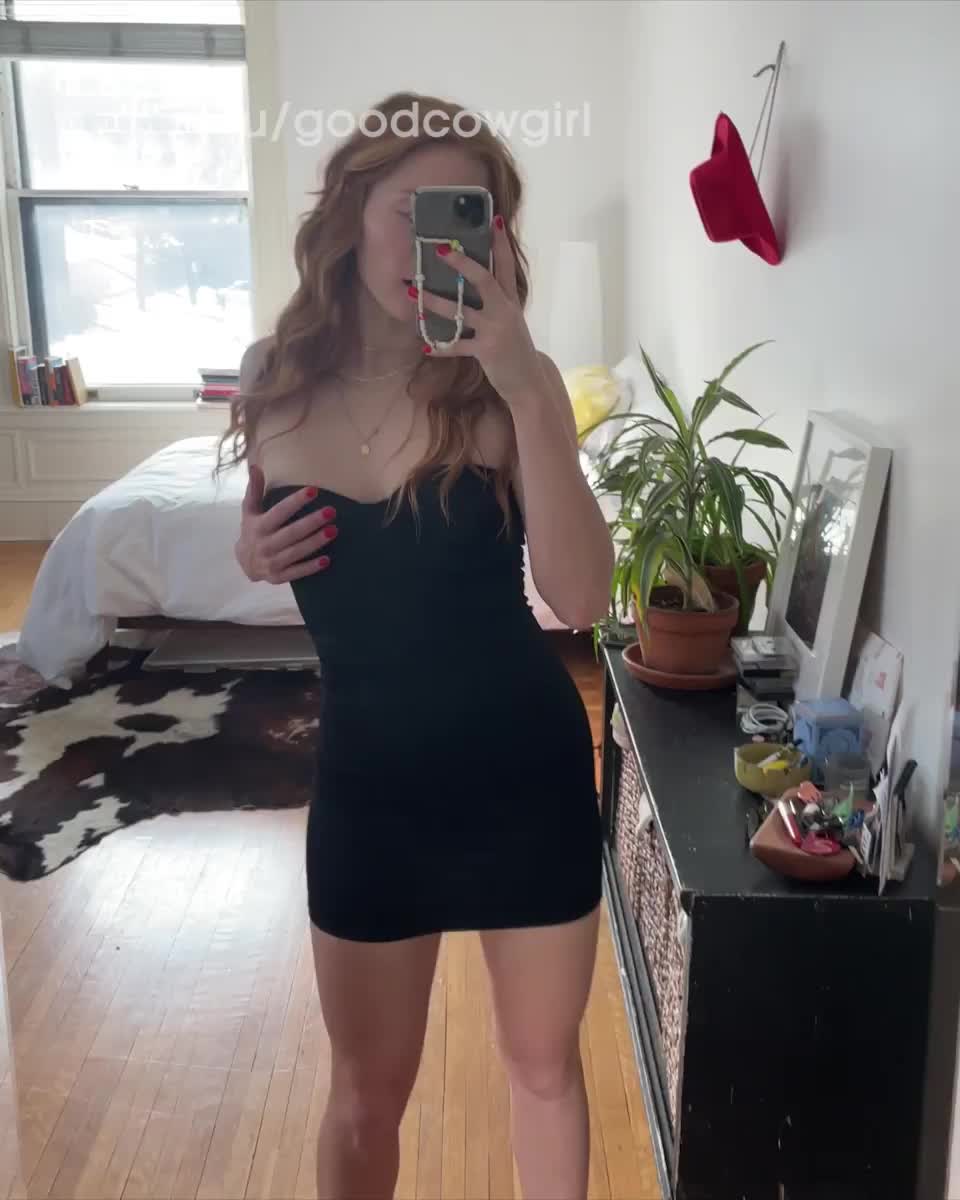 Just got my tits pierced, be the first to suck on them 😋 : video clip