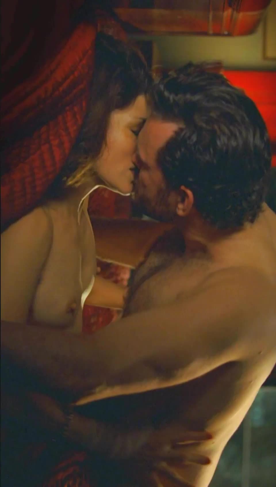 Marisa Tomei in “Factotum” : video clip