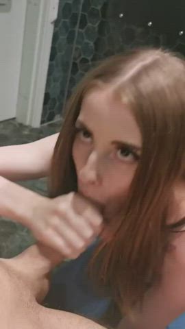 deepthroat cum : video clip