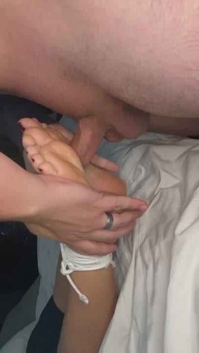 He loves rubbing his cock on my soft soles. How long would you last? : video clip