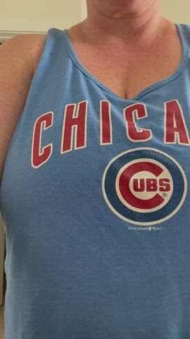 How I celebrate the Cubs winning on opening day : video clip