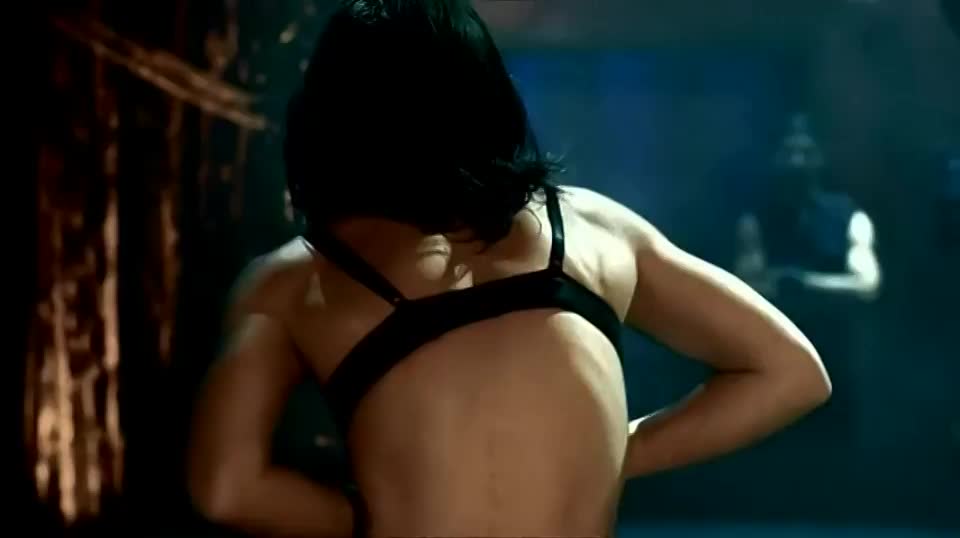 Jessica Biel in 'Powder Blue' (colour-corrected) : video clip